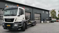 MAN TGS HAAKARM 20TON - 130000KM - BOUWJAAR 2020 - 6X2 GESTUURD EN LIFTBAAR - RETARDER Foto