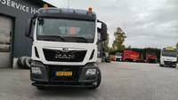 MAN TGS HAAKARM 20TON - 130000KM - BOUWJAAR 2020 - 6X2 GESTUURD EN LIFTBAAR - RETARDER Foto