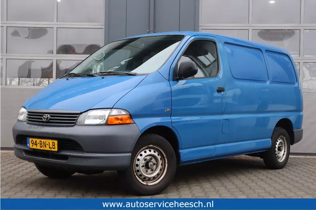 Toyota HiAce 2.5 D-4D l TREKHAAK l ZEER NETJES l 2e EIGENAAR