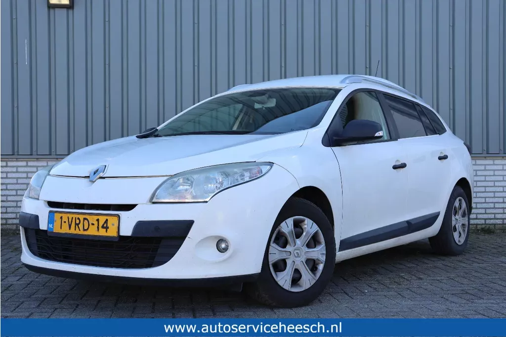 Renault M&eacute;gane 1.5 DCI l MARGE l AIRCO l NAVI l APK 05-'26