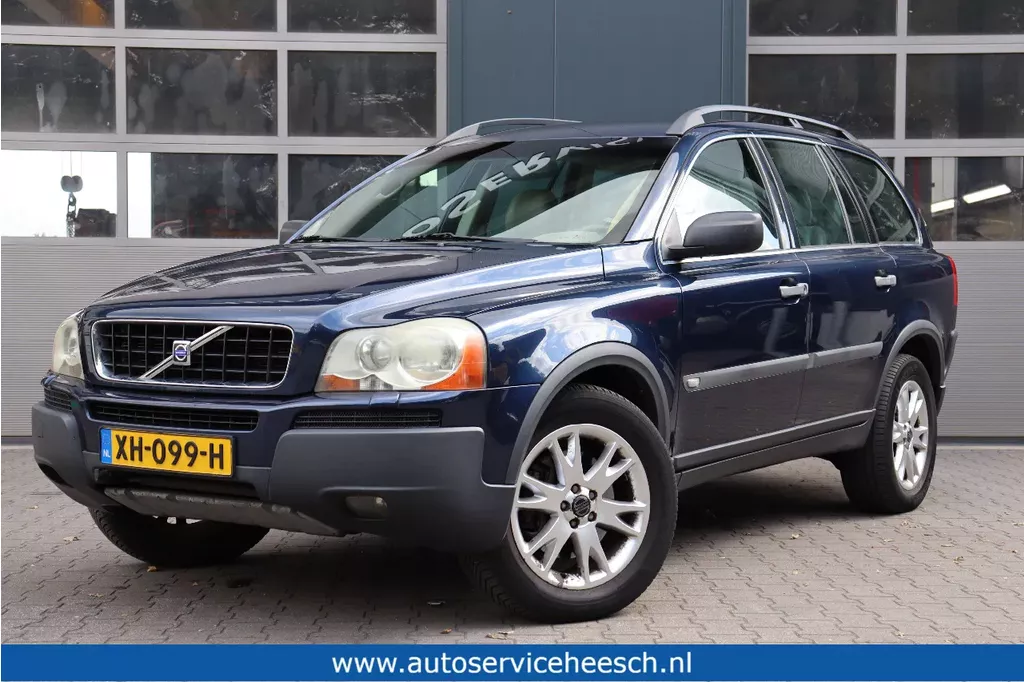 Volvo XC90 2.5 T l 7 PERSOONS l AUTOMAAT l TREKHAAK l AIRCO