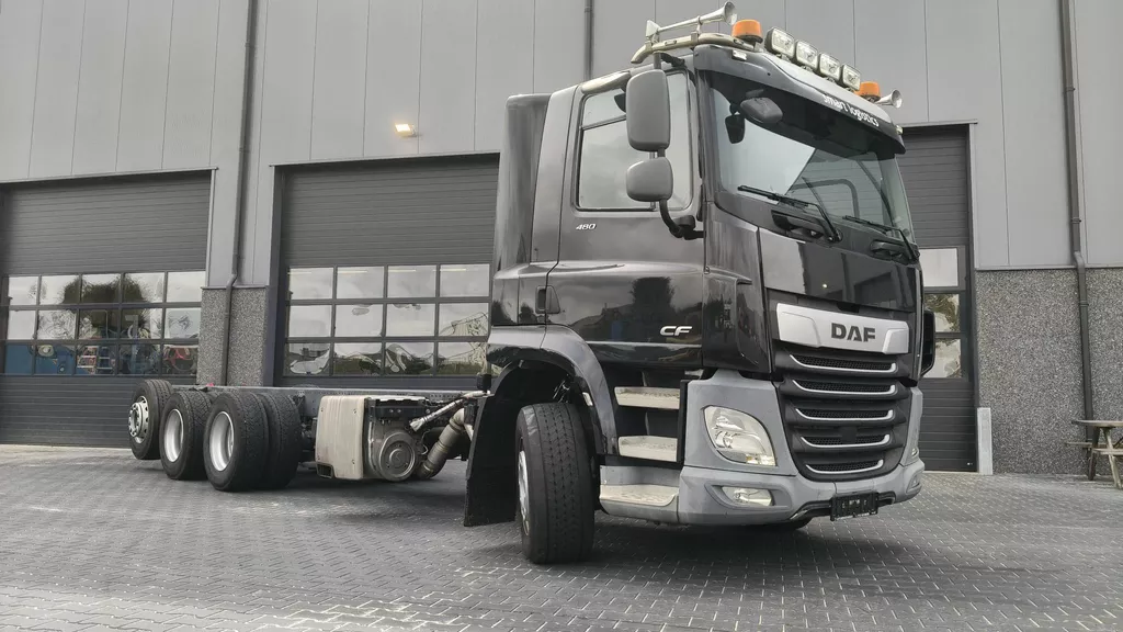 DAF CF 480 2022 - 8X4 TRIPPLE - 185000KM - ENGINE AND GEARBOX PTO - TRAILER COUPLING