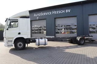 DAF CF 320 4X2 - CHASSIS - 2018 - 316750KM - LAADKLEP - SUPER CONDITION!